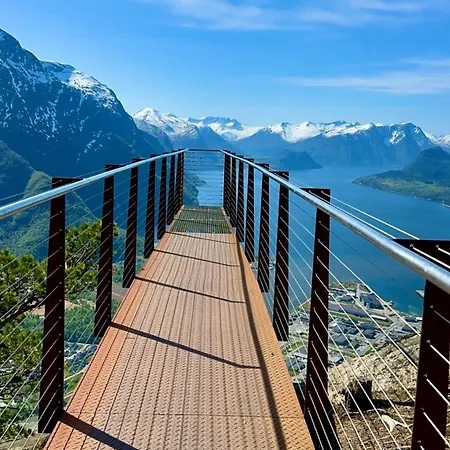 Campismo de Luxo Rampestreken Glamping Åndalsnes